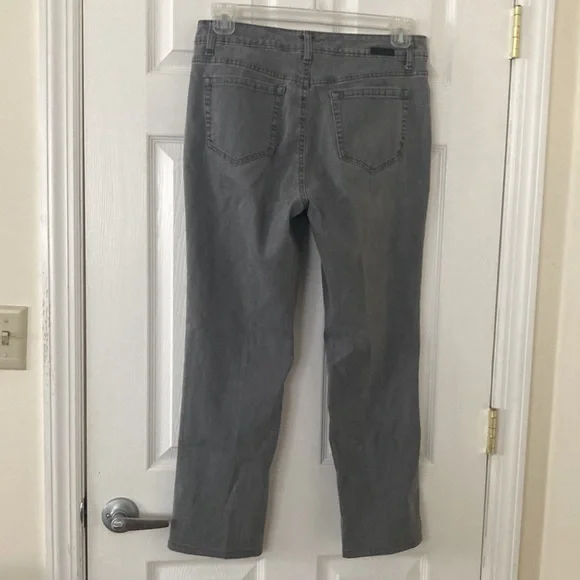 jones new york straight leg jeans - Picture 9 of 16